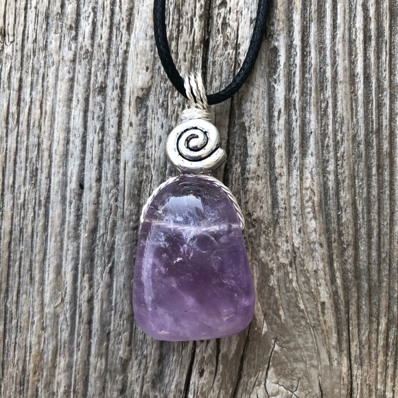 Sold - Picture 6 of 8